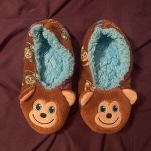🐵 Brown Monkey Youth Slippers with Blue Lining 🐵